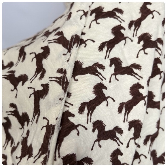 NWT Anthropologie Maeve The Caitlin Boxy Tee Long-Sleeve Horses - Picture 12 of 17